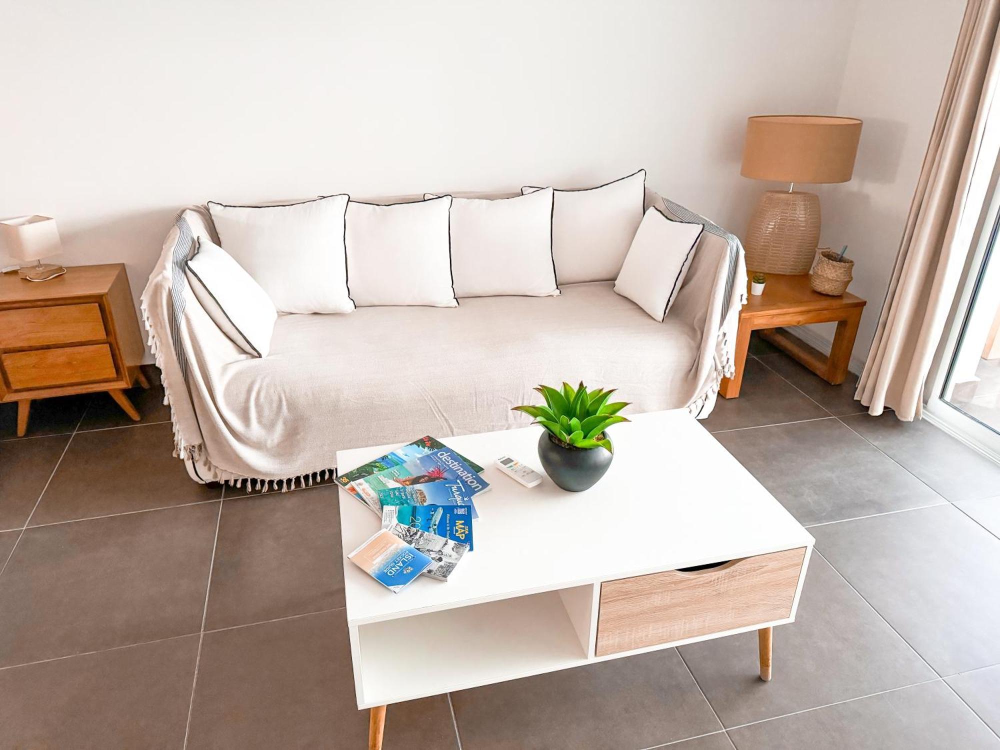 Top Floor Unit 520 Ft2 - 48 M2 With Stunning Dominant View On Ocean, St Barth, Orient Bay Cul de Sac Exterior foto