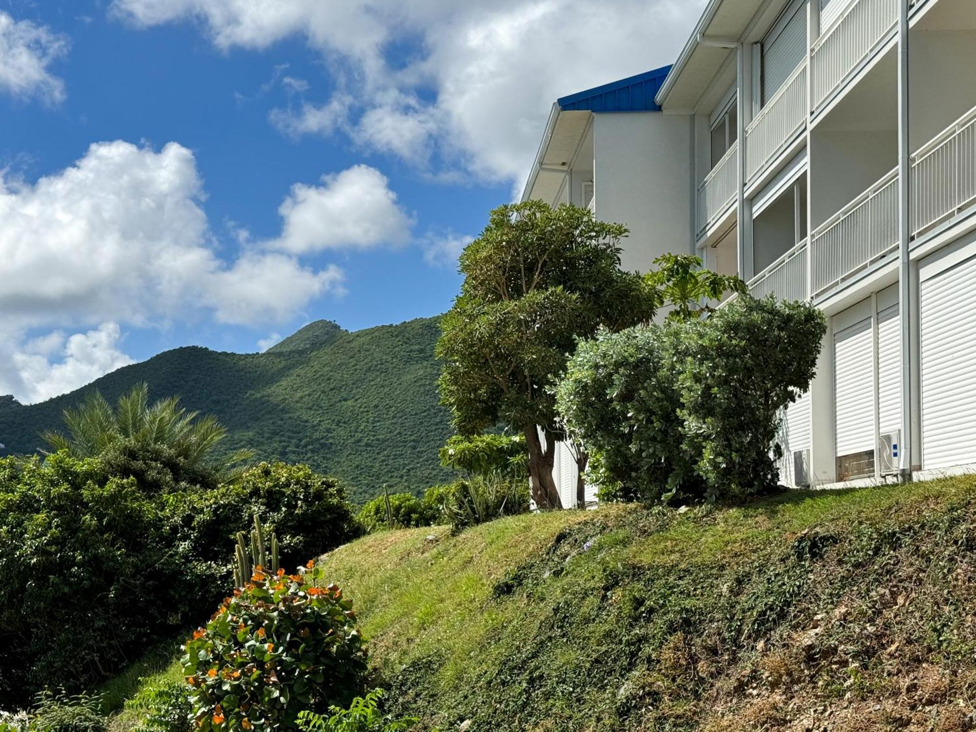 Apartamento Top Floor Unit 520 Ft2 - 48 M2 With Stunning Dominant View On Ocean, St Barth, Orient Bay Cul de Sac Exterior foto